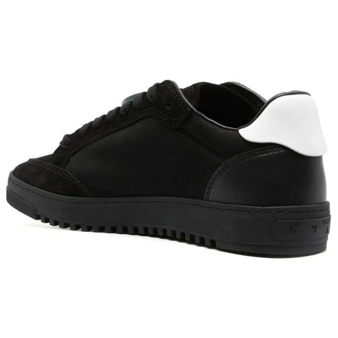 5.0 Low-Top Sneakers “Black White”