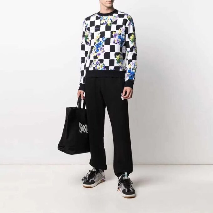 FW21 Flowers Printing Plaid Round Neck Pullover Version Black