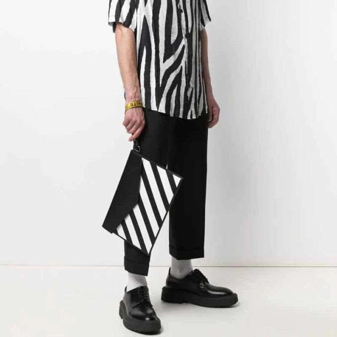 Leather Envelop Handhold Bag Unisex BlackWhite
