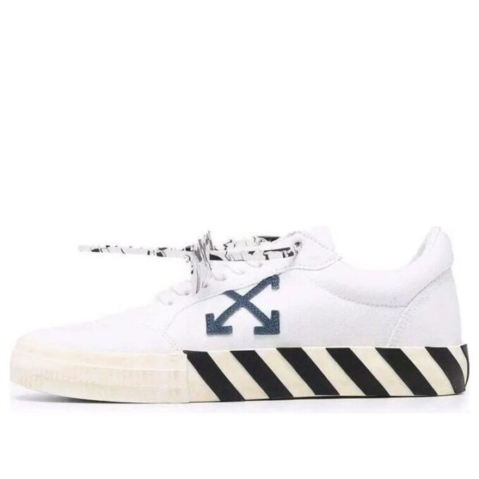 Low Vulcanised Sneakers White