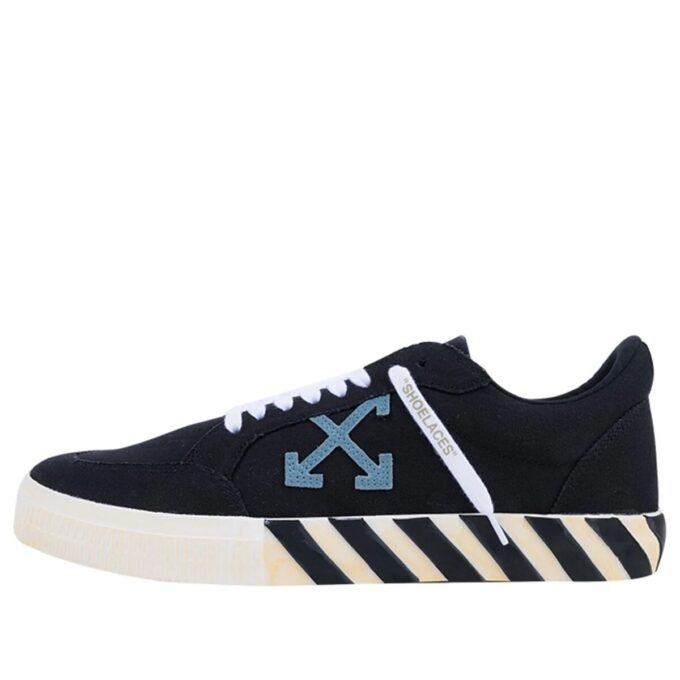 Low Vulcanized Sneakers Black