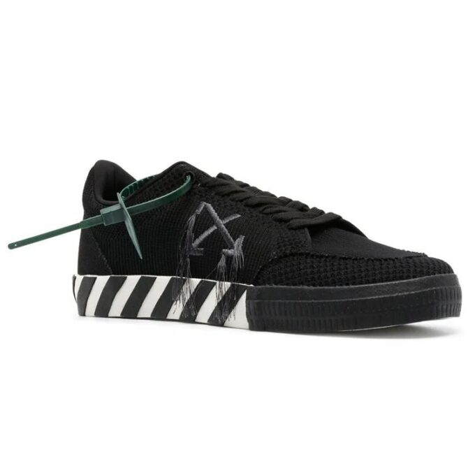 Low Vulcanized Sneakers “Black White”