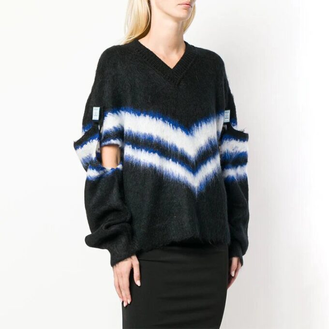 Off-White Detachable Sleeve Colorblock V neck Black