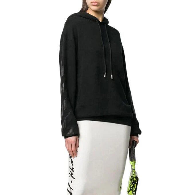 Off-White Loose Basic Black