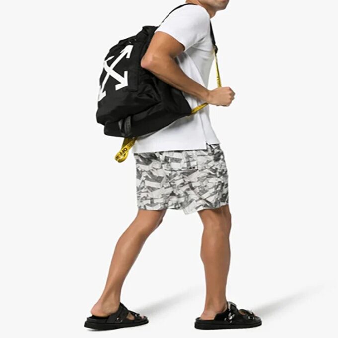 Off-White Men’ s Arrow Pattern Swim Shorts Gray
