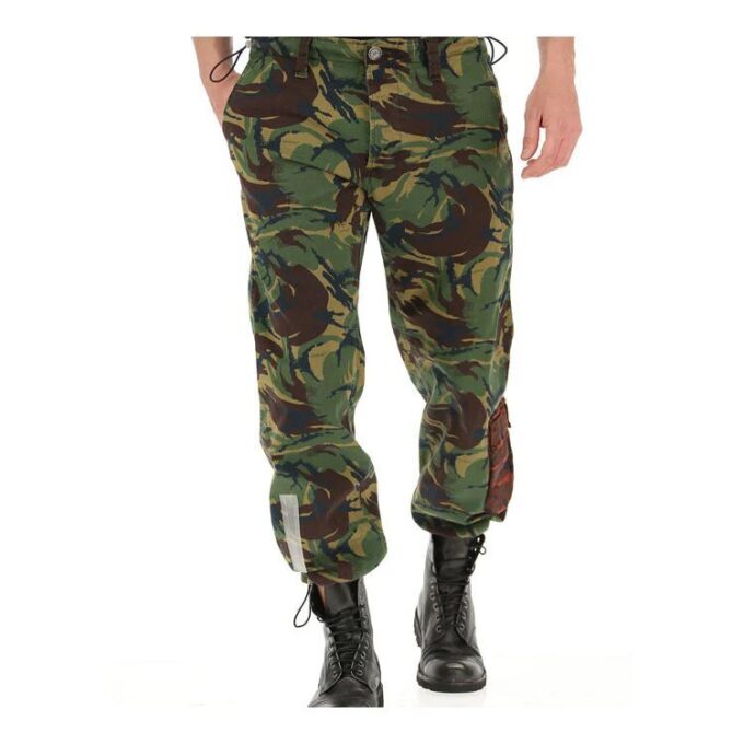 Off-White Men’ s Camouflage 9 Cargo Black Pants