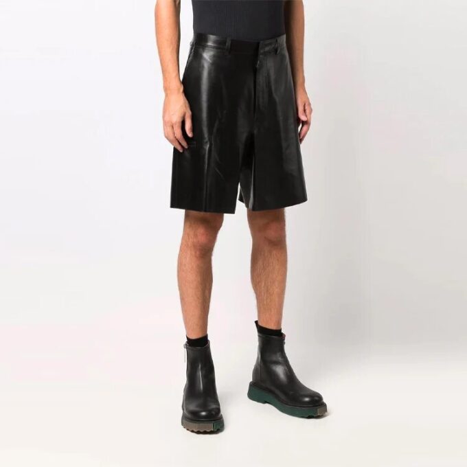 Off-White Men’ s SS21 Leather Cargo Shorts Loose Fit Black