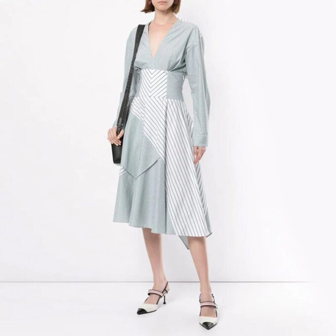 Off-White Stripe Tight Waist Cozy A Creamy White Dress