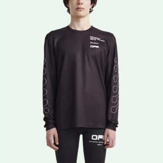 Pattern Printing Round Neck Pullover Long Sleeves Slim Fit Version Black