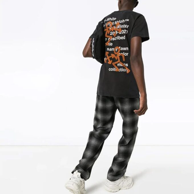 Pictogram Embroidered Slim Arrow Printing Short Sleeve t Ordinary Version Black