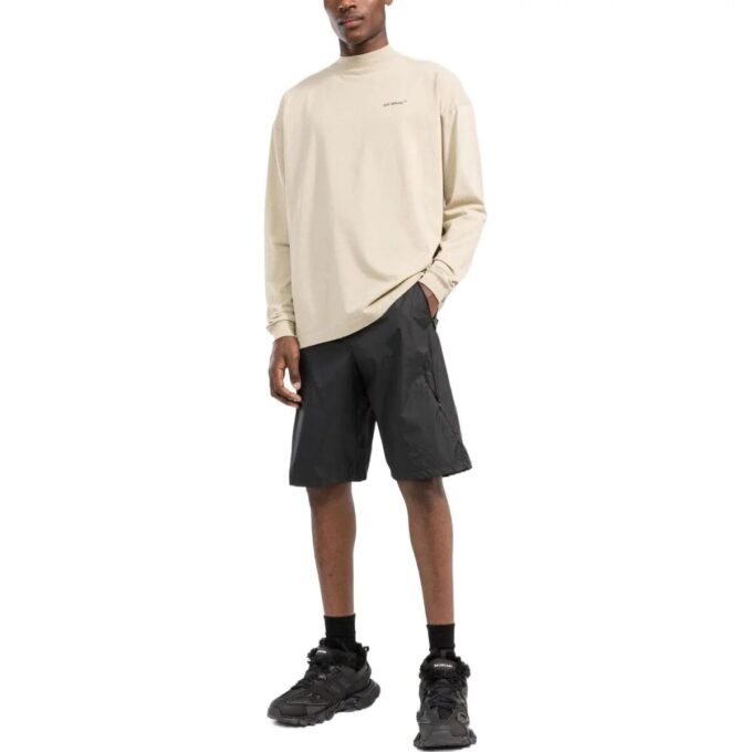 Slide-Buckled Bermuda Shorts “Black”