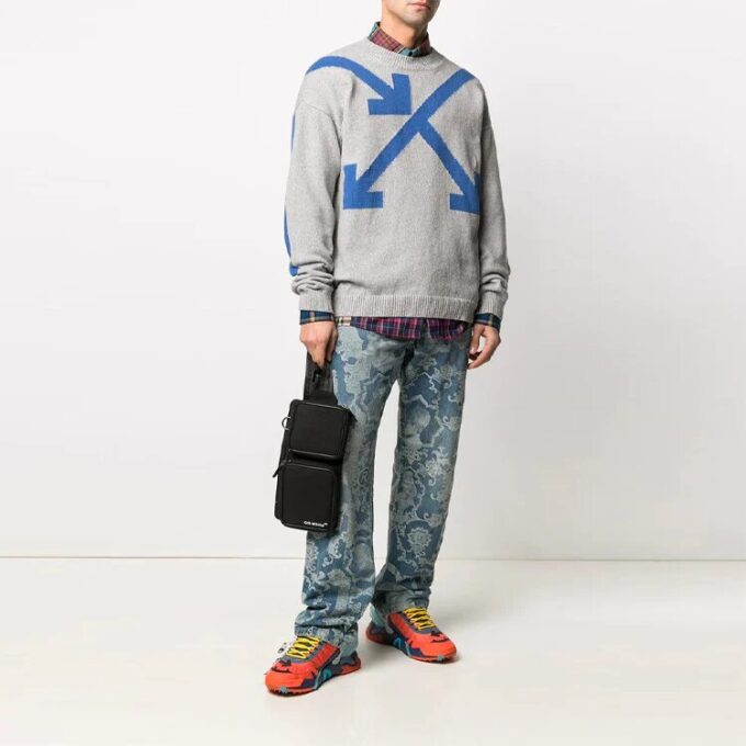SS21 Arrow Pattern Round Neck Pullover Gray