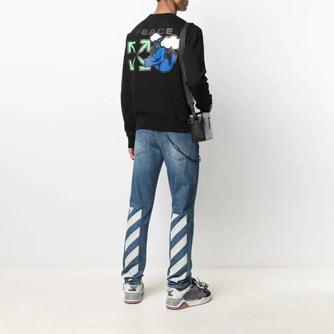 SS21 Peace Worldwide Logo Round Neck Pullover Black