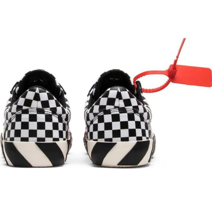 Vulc Low Top “Checkered Black White”