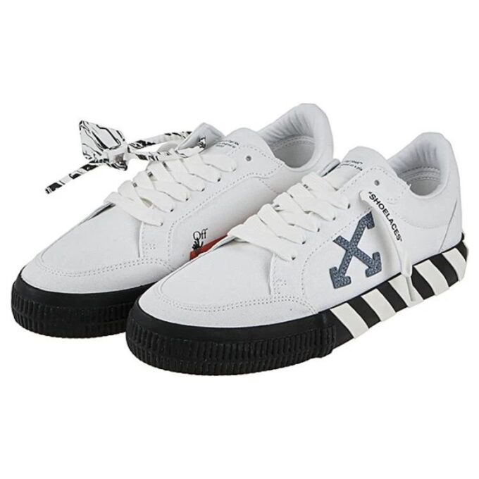 Vulc Sneaker Low “White Light Blue”